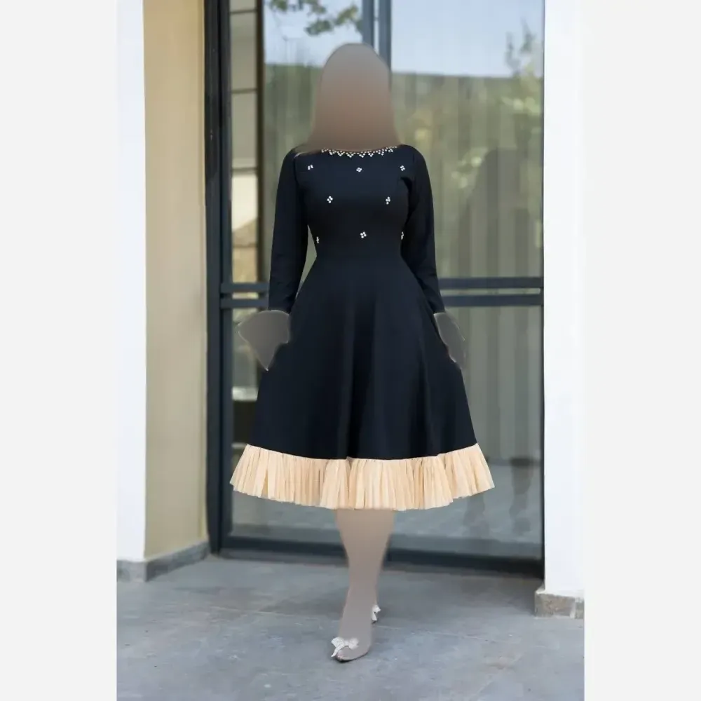 پیراهن مجلسی زنانه دالقیچ تور و نگین مشکی قد 115 سایز 40 تا 52