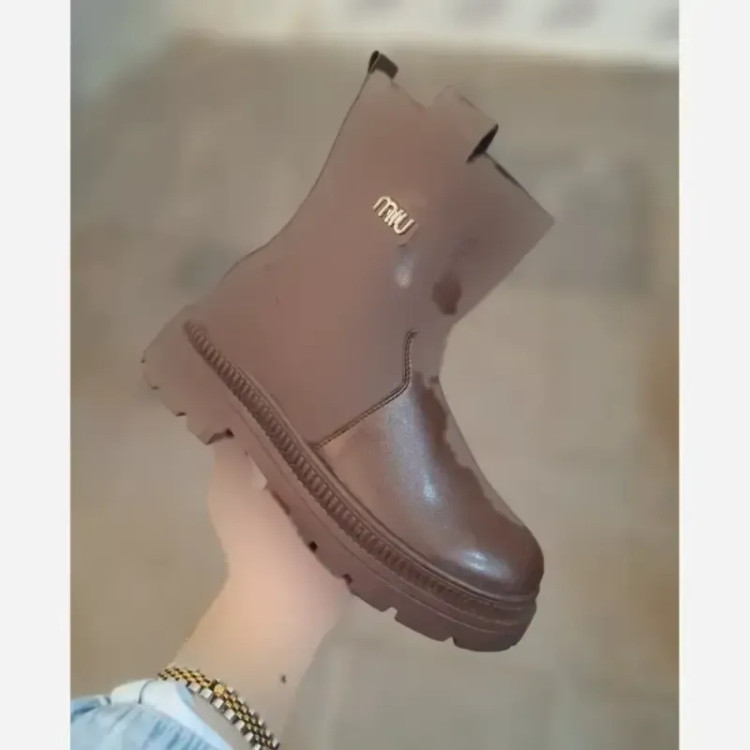 نیمبوت زنانه جدید دو رنگ مشکی و قهوه ای سایز 37 تا 40